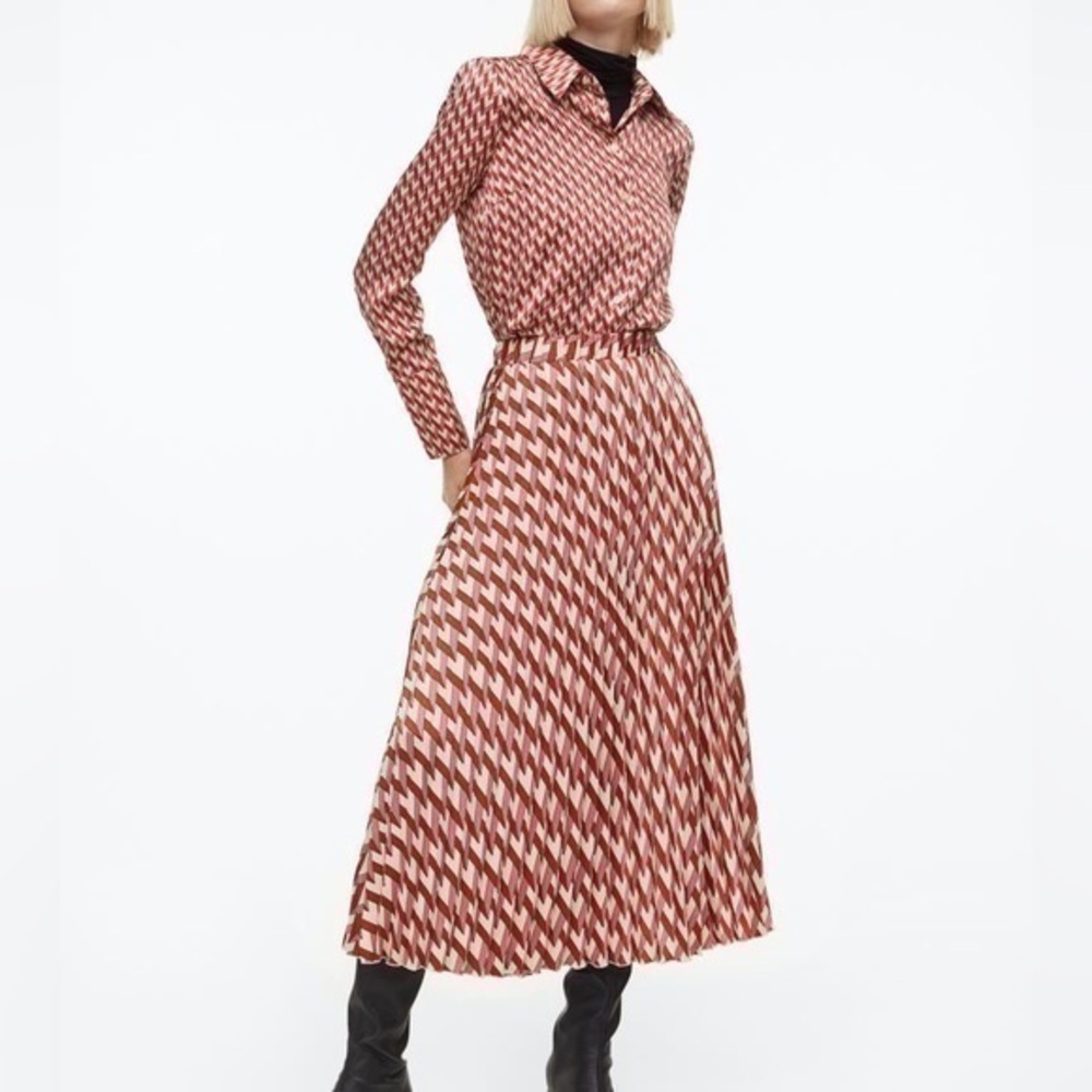 H&M Pleated skirt